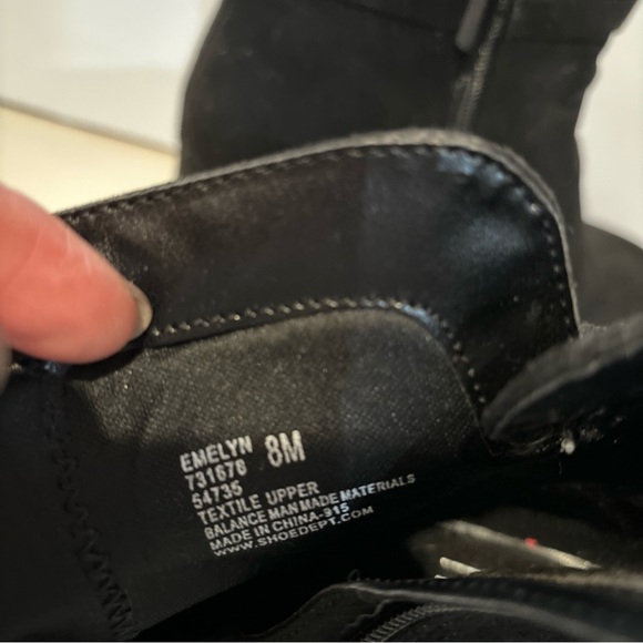 New with box, sexy, black, suede, boot, size 8 - Picture 6 of 8